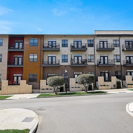 Frontdesk Village At Commonwealth Apts Plaza Midwood ชาร์ล็อต ภายนอก รูปภาพ